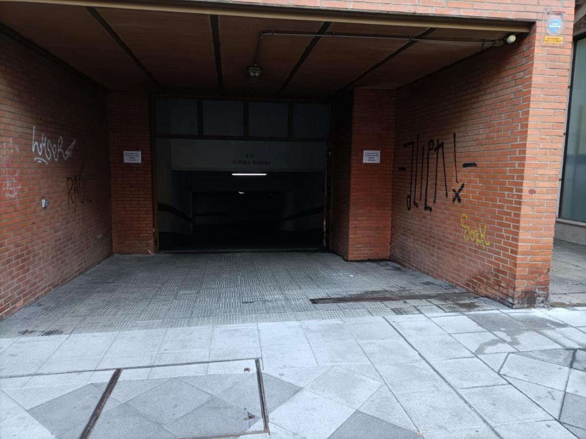 Apartamento Espacioso Frente Al Corte Ingles Con Plaza De Garaje Gratis - Vu75 Salamanca Eksteriør billede